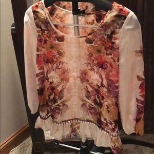 Buckle brand shirt with leather details